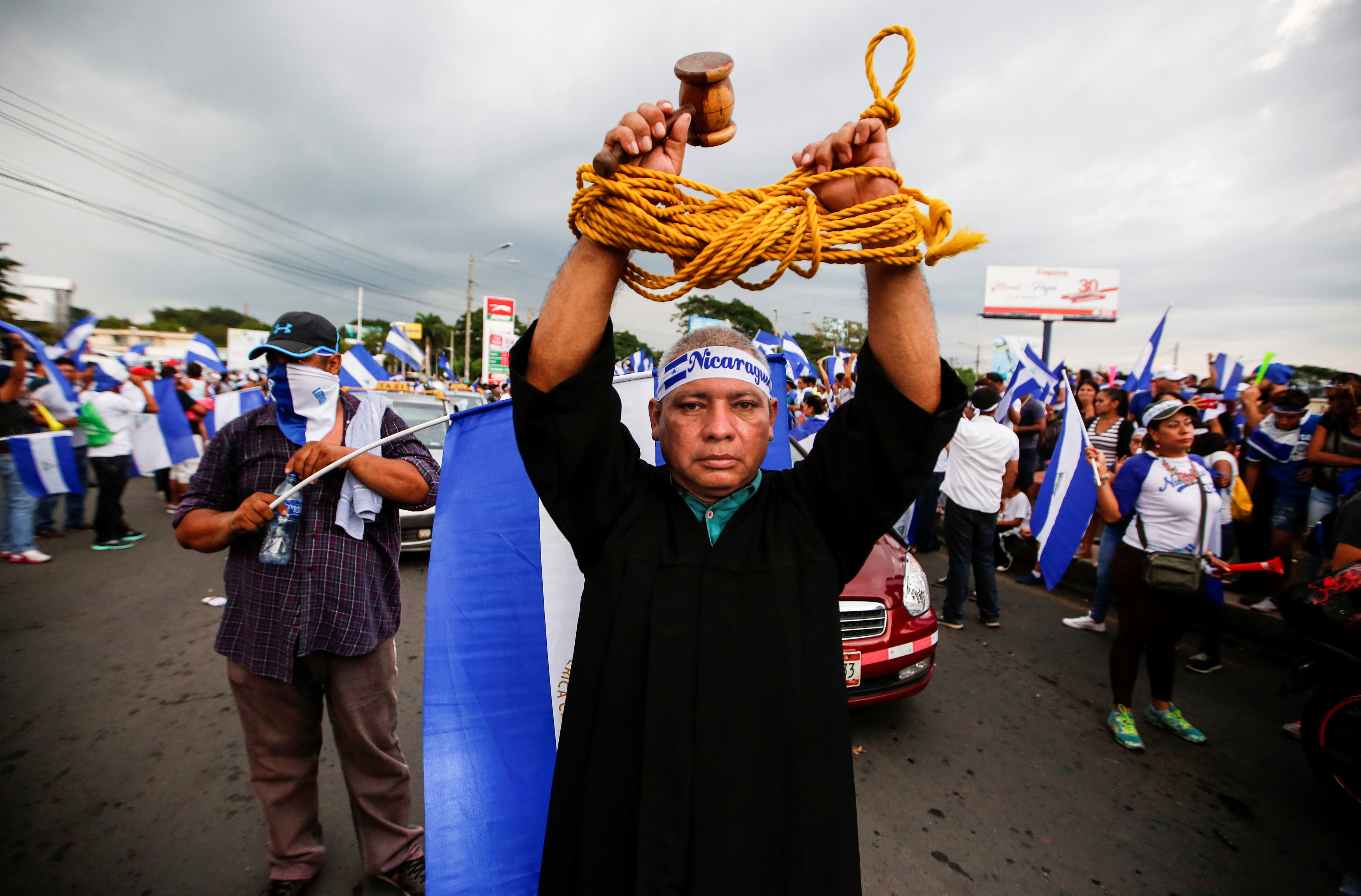 Nicaragua bishops condemn attacks on anti-government protesters 