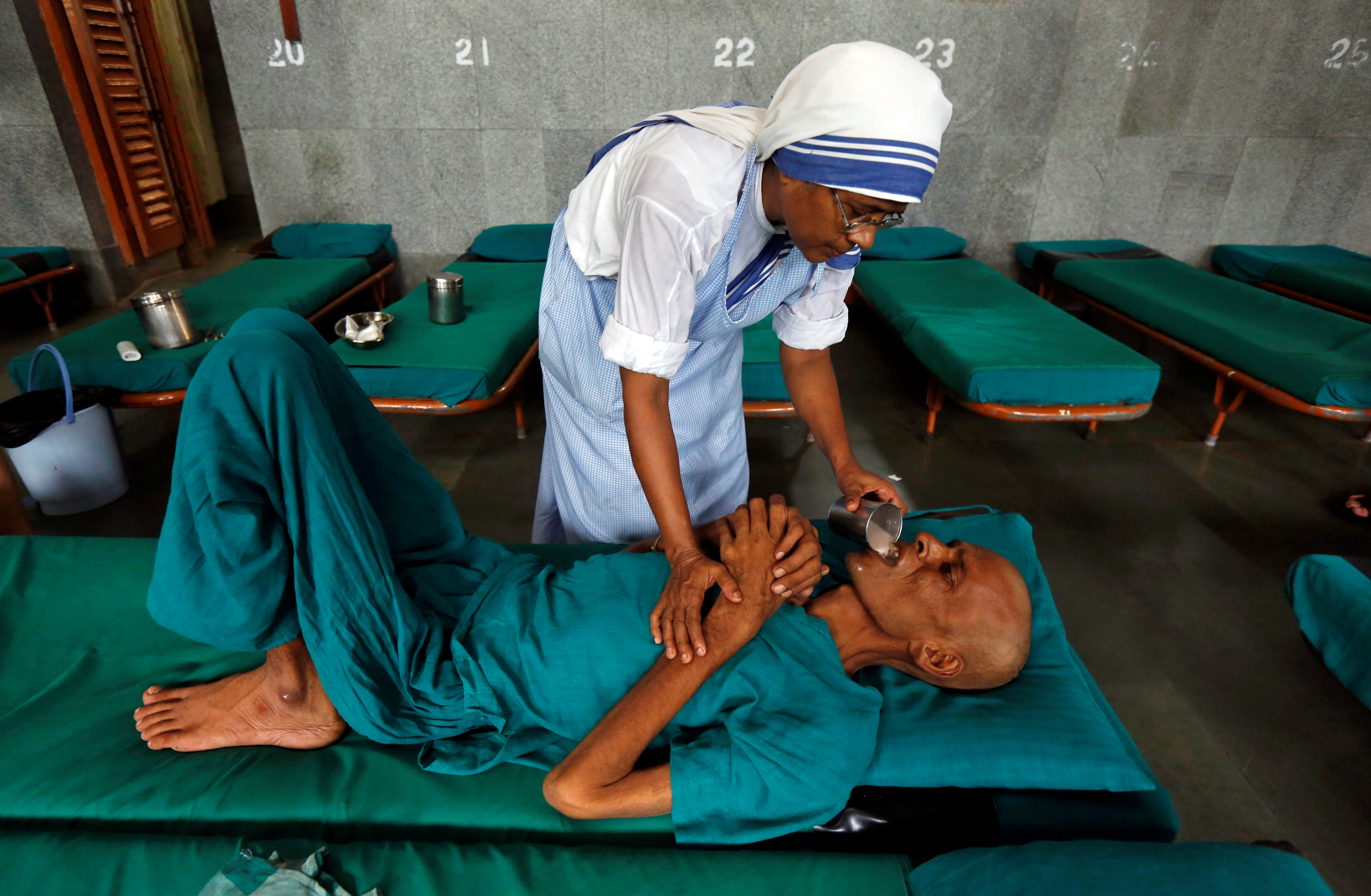 Indian officials seek to freeze bank accounts of Missionaries of Charity