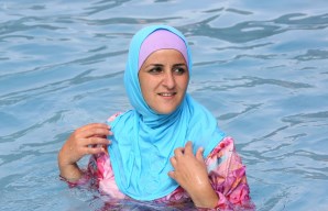 France’s highest administrative court suspends ‘burkini ban’ in test case