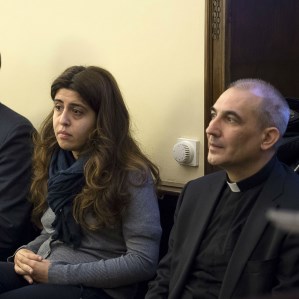 'Vatileaks' trial to resume as defendant sent back to Vatican jail