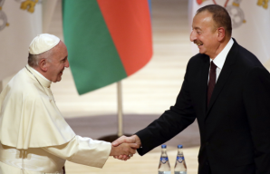 Francis praises Azerbaijan’s religious tolerance and calls on faiths to be 'agents of peace'