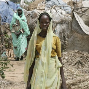 Sudanese cast ballot in crucial referendum for future of war-torn Darfur
