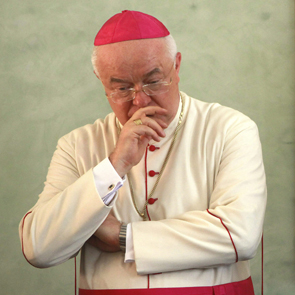 Former Apostolic Nuncio to Dominican Republic Wesolowski dies inside the Vatican