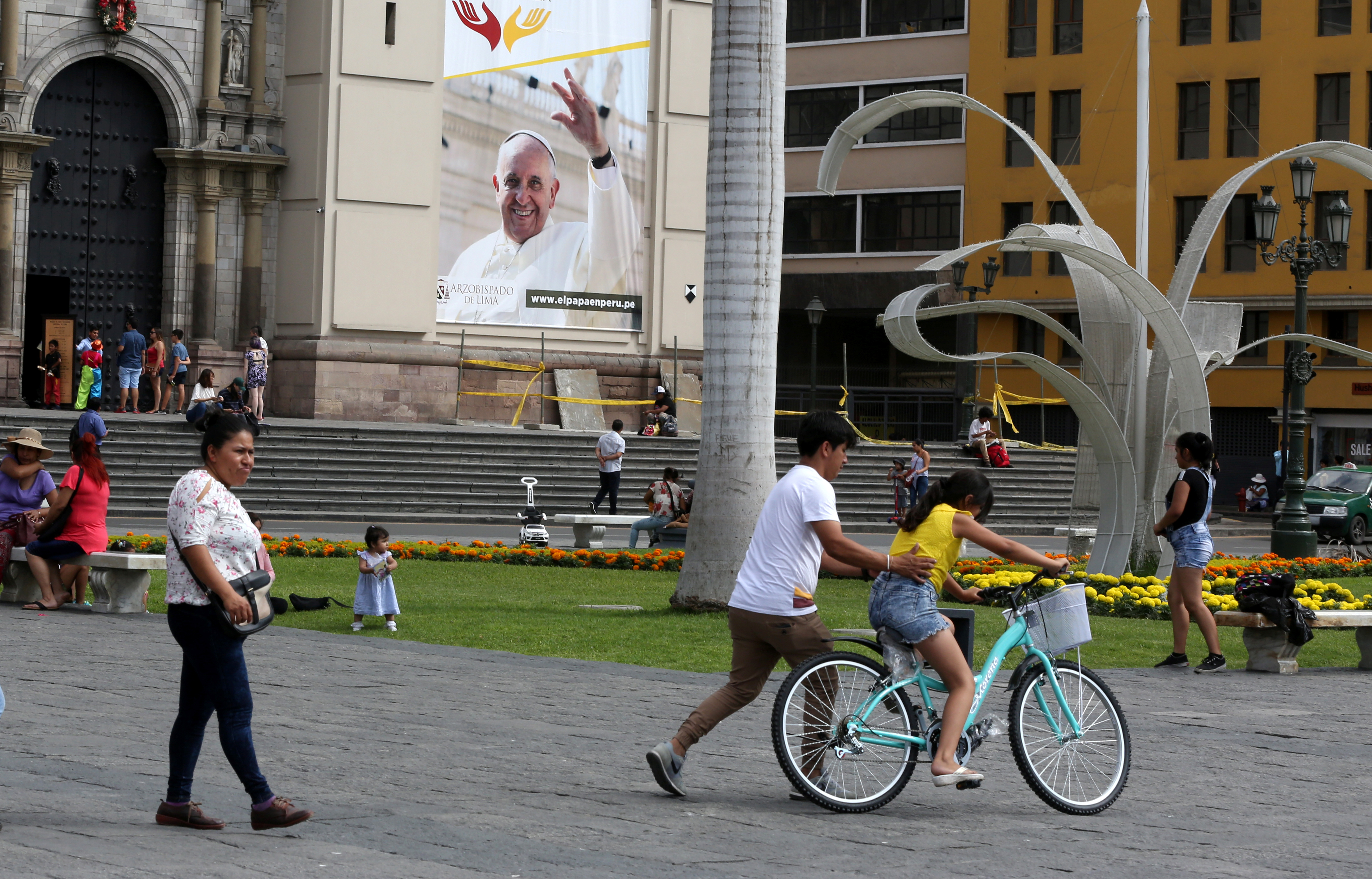 Tensions ahead of papal visit to Chile