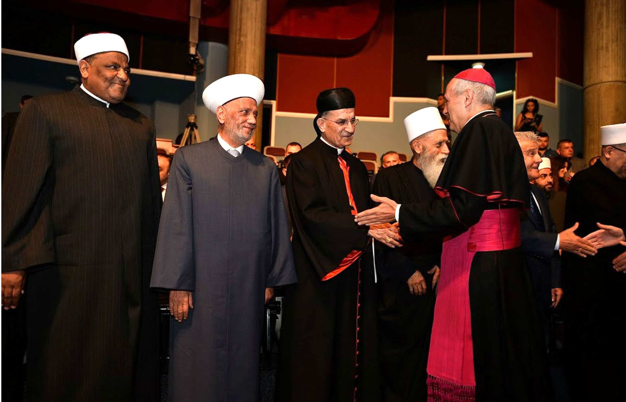 Coexistence and 'deepening of democracy in Lebanon' sends message of hope, say Christian and Muslim leaders  