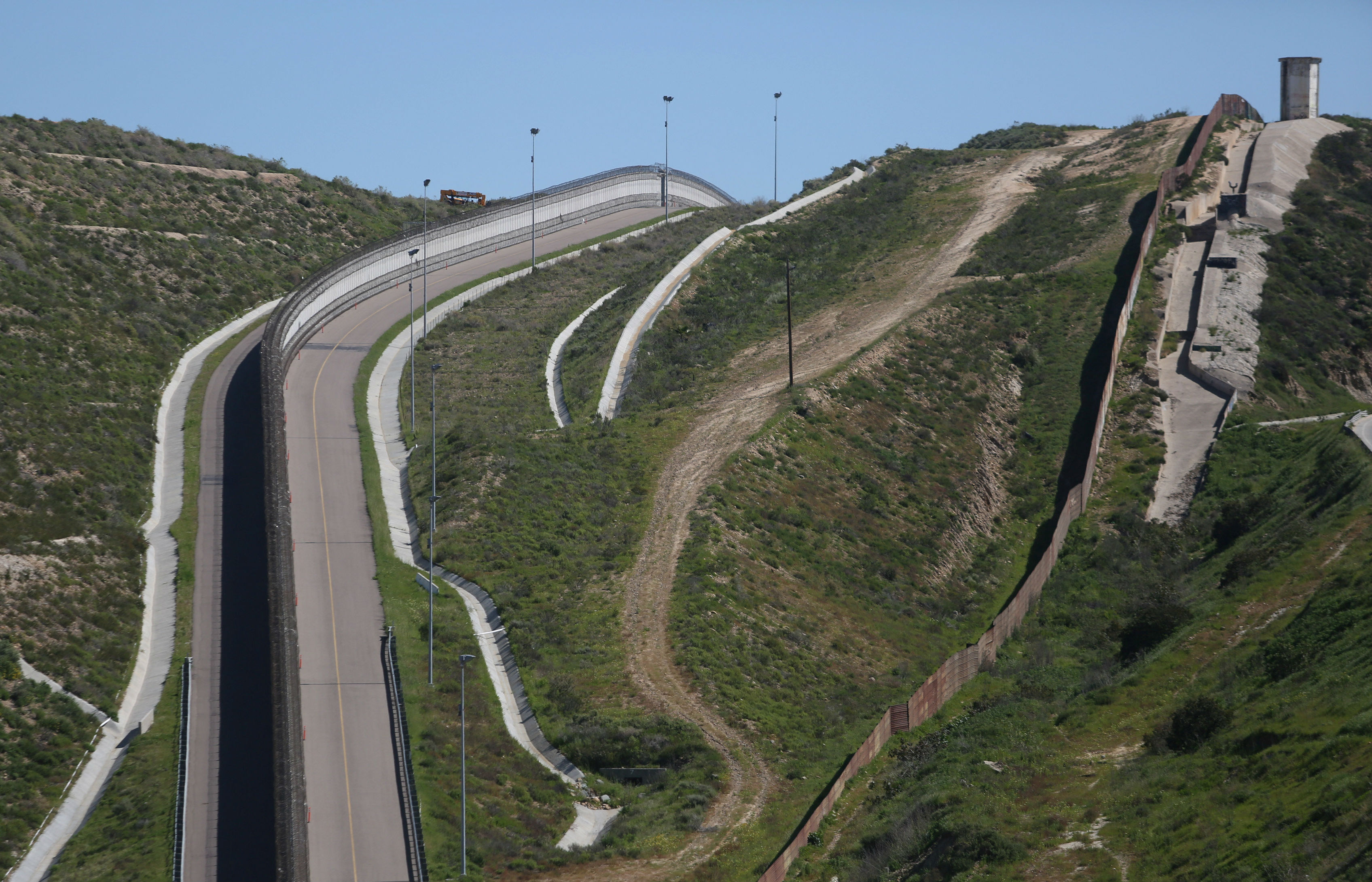Companies that help build Trump's border wall are 'traitors to the homeland', says Archdiocese of Mexico