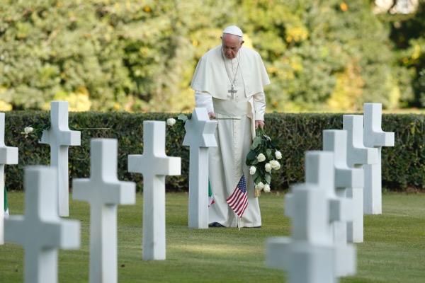 Pope begs: ’Please Lord, stop, no more, no more war’
