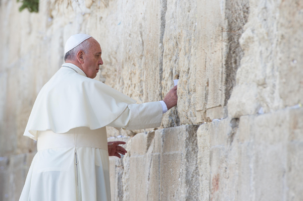 Pope expresses 'deep concern' at Trump’s plan to recognise Jerusalem as the capital of Israel 