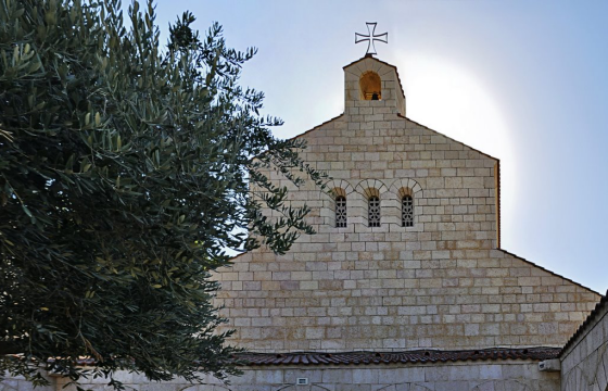 Church of the miracle of the feeding of the 5,000 reopens after arson attack by Jewish extremists