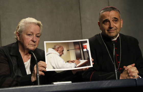 Francis declares Fr Hamel a martyr while denouncing religious violence as satanic