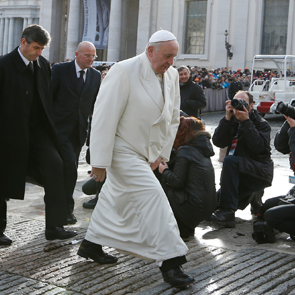 Francis sacks four cardinals on Vatican Bank commission