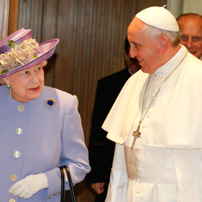 Pope gives Queen Edward the Confessor cross