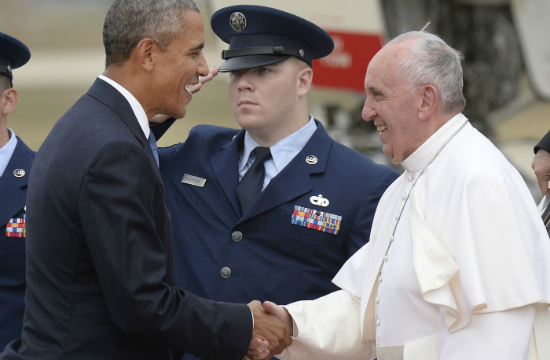 President Obama greets the Pope at Andrews Air Force Base