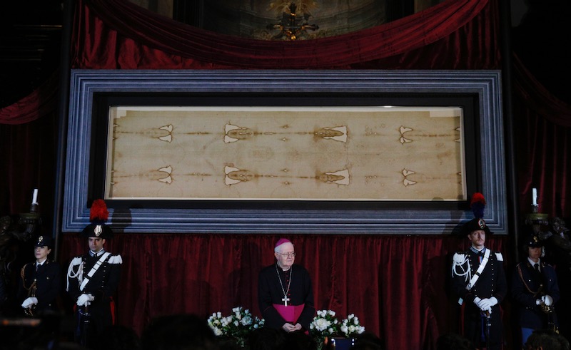 Turin offers live-stream of Shroud of Turin 