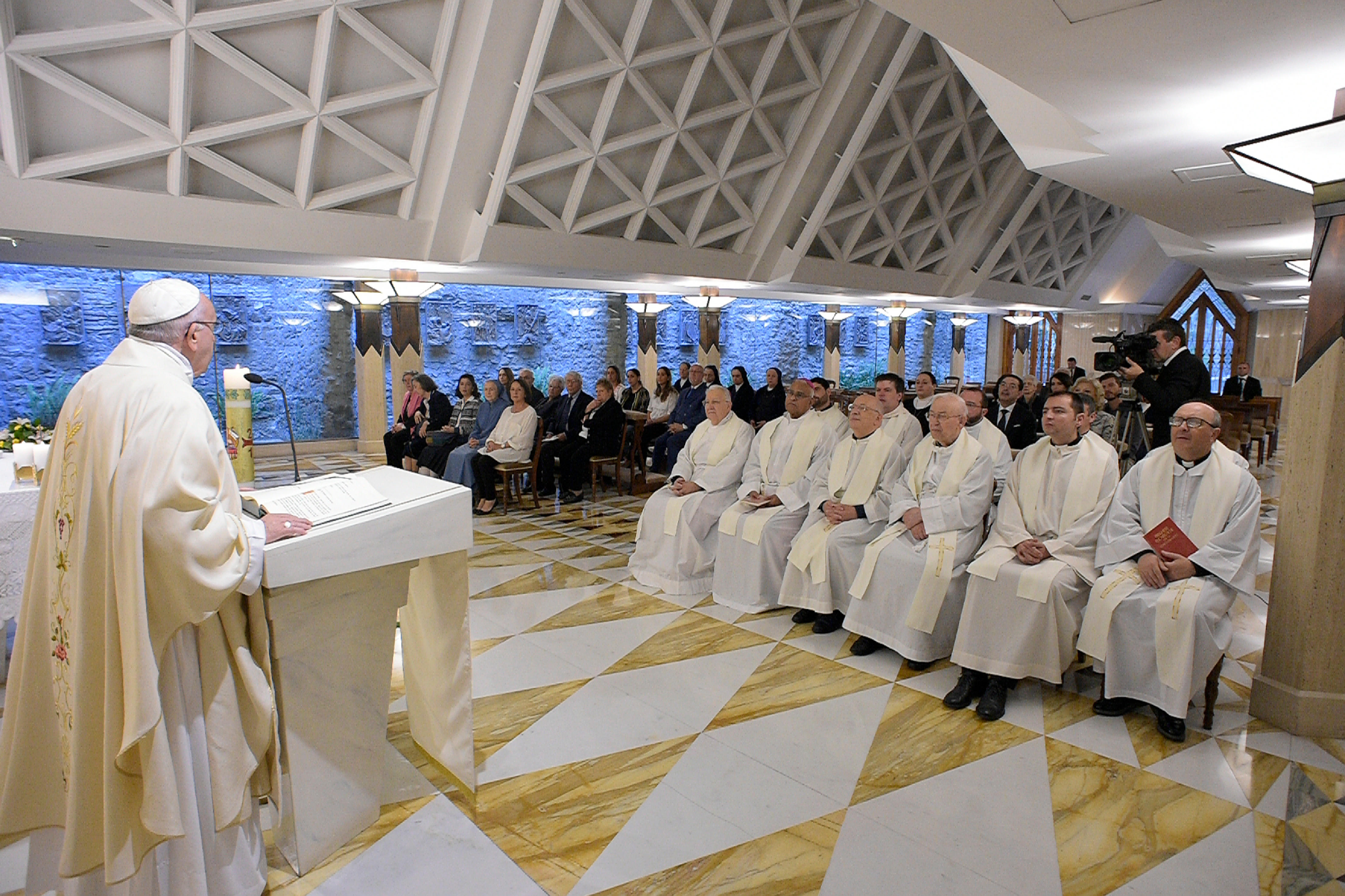 Pope Francis: Fight the devil with prayer, penance and the Madonna