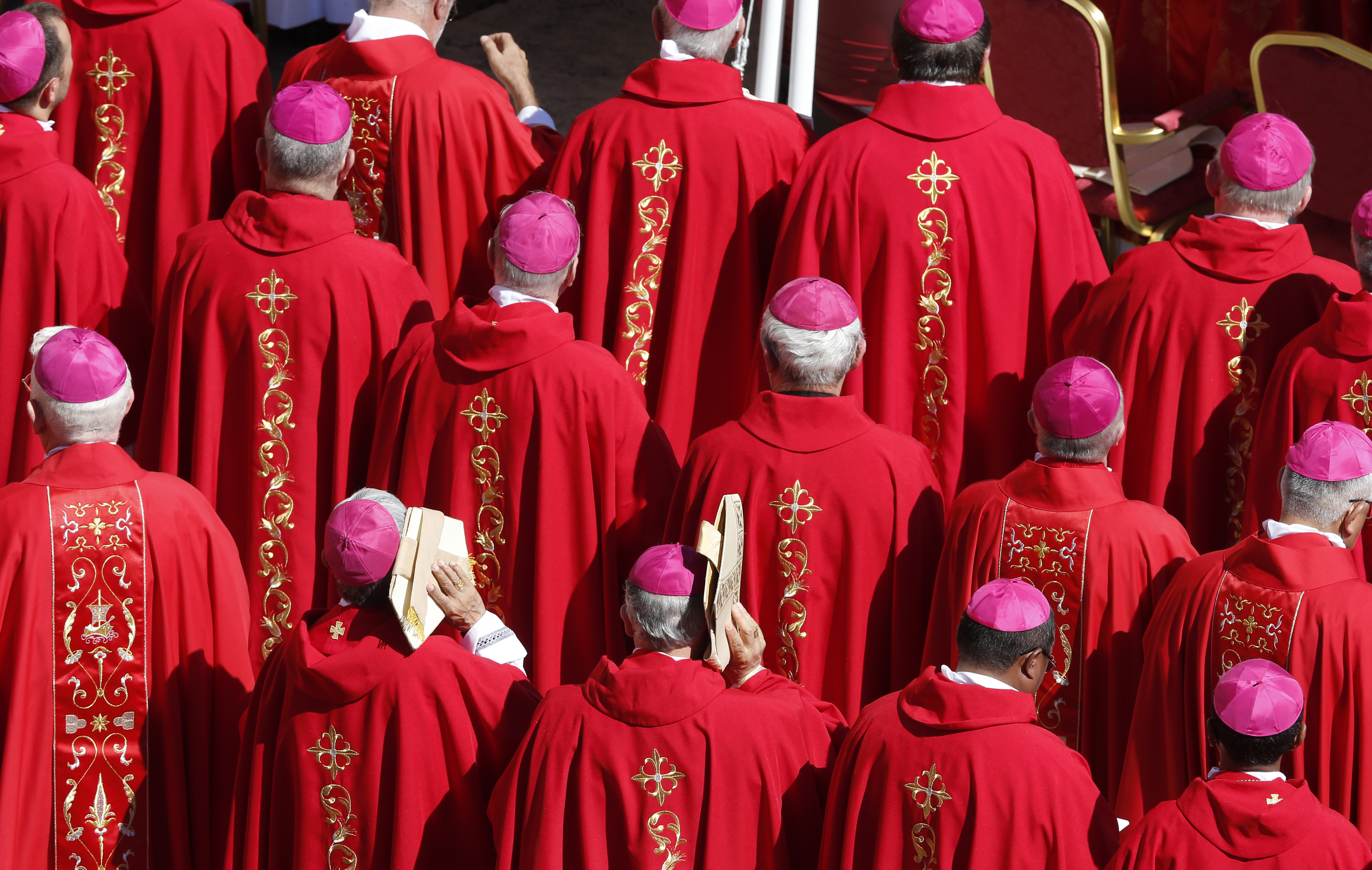 Pope at pallium Mass: Jesus wants disciples unafraid to aid others