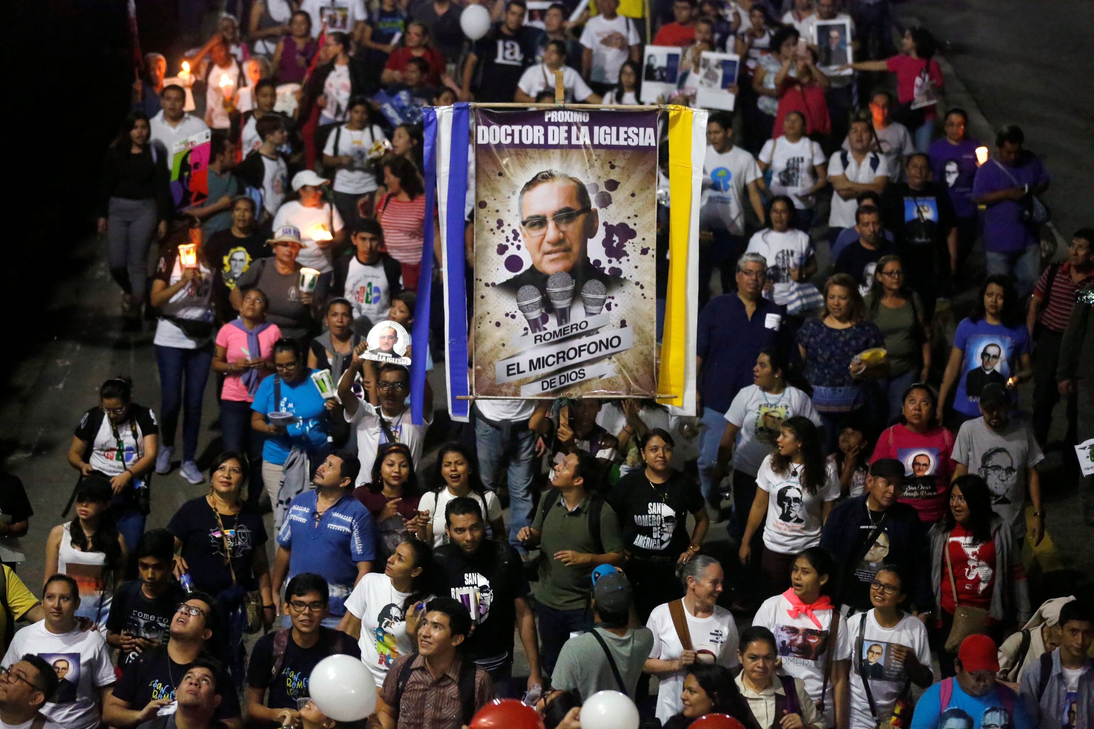 El Salvador celebrates its first saint, whose legacy continues