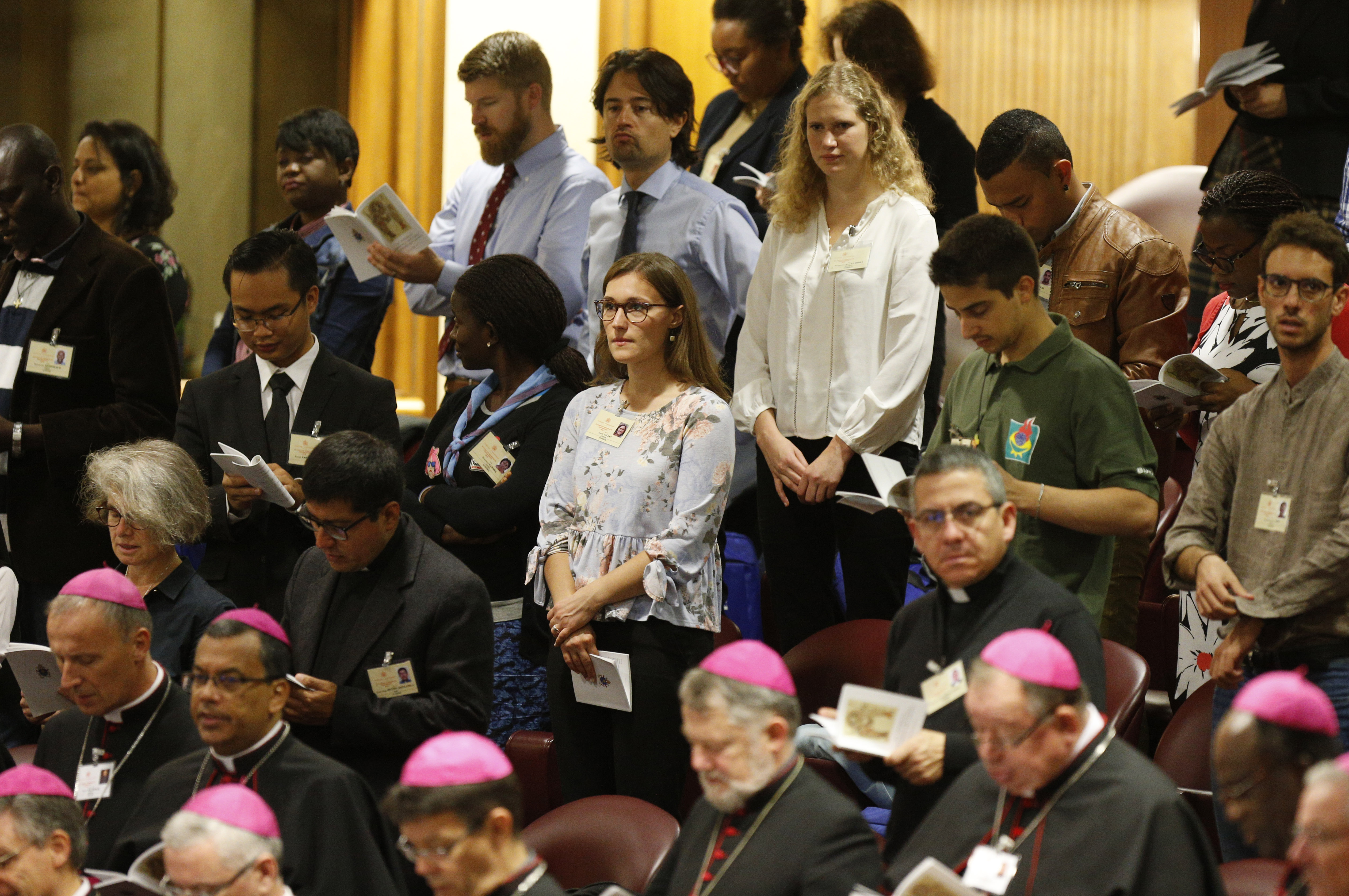 Synod groups on sexuality: Church welcomes all, calls all to conversion
