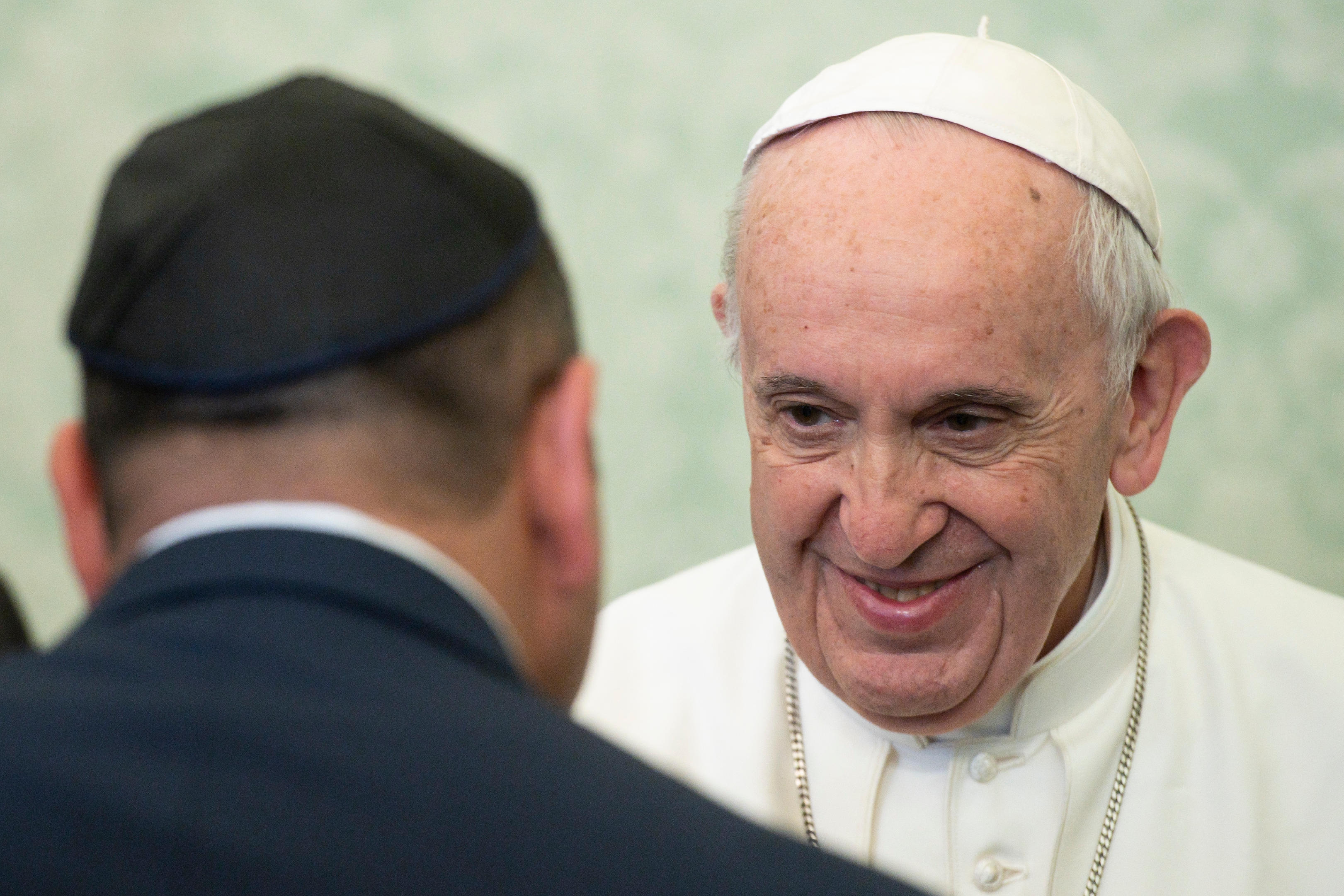 A Christian cannot be an anti-semite, Pope tells Jewish community