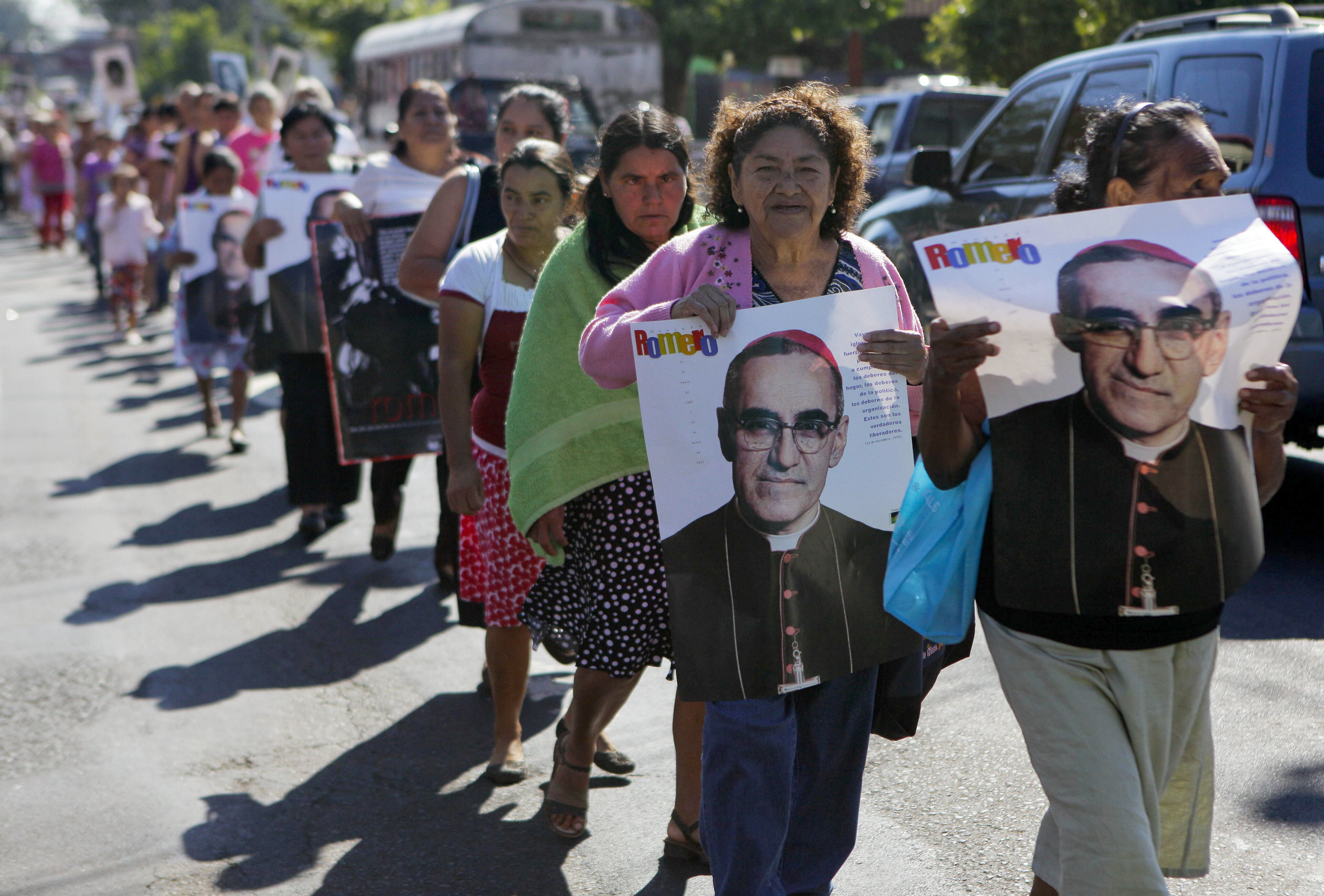Salvadoran human rights office pushes courts to prosecute St Romero's killer