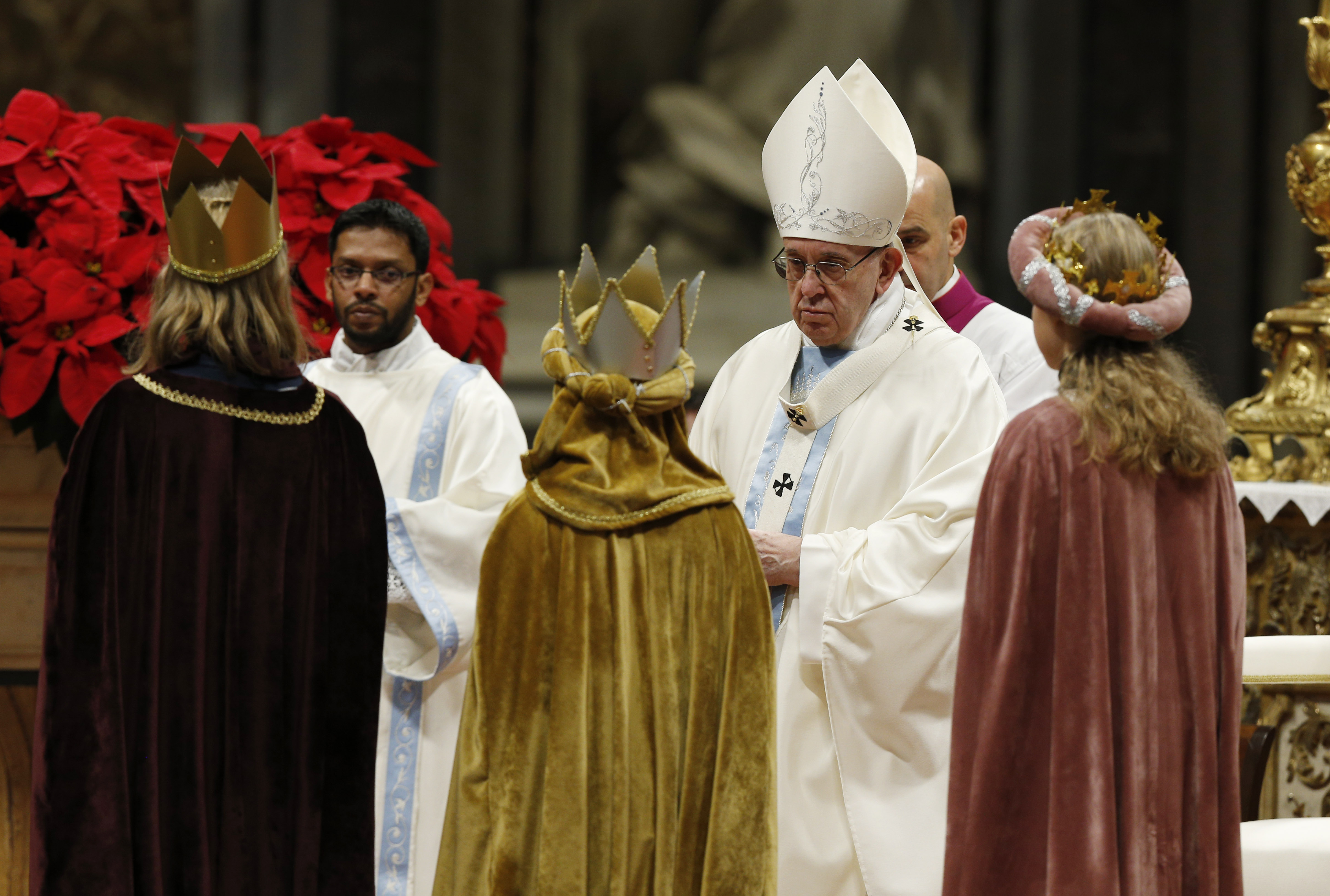 Pope prays for new year marked by tenderness and peace
