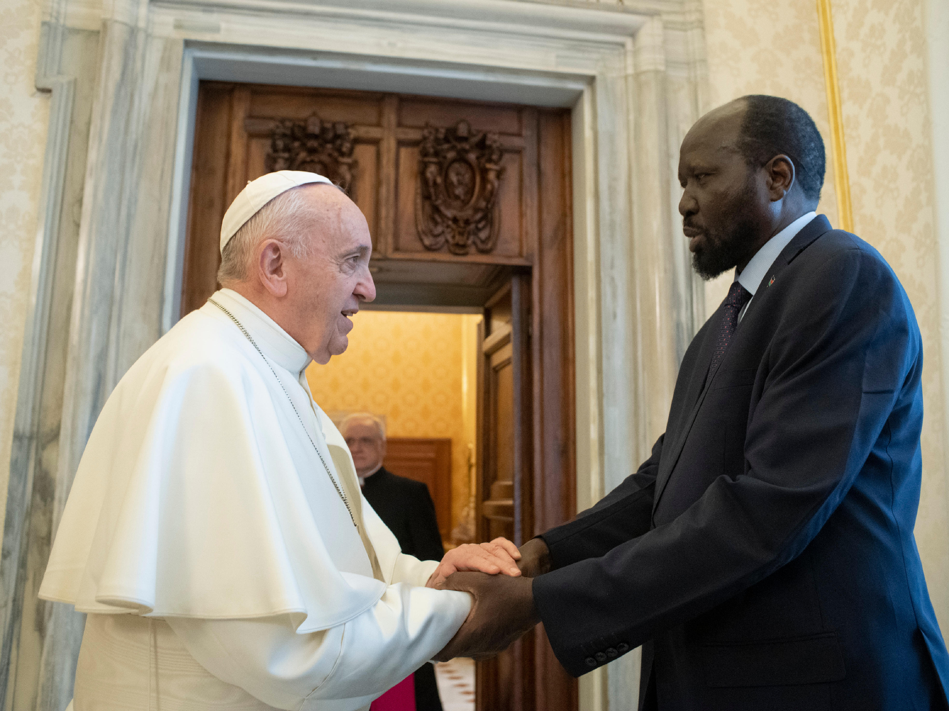Pope encourages South Sudan peace process and hopes to visit