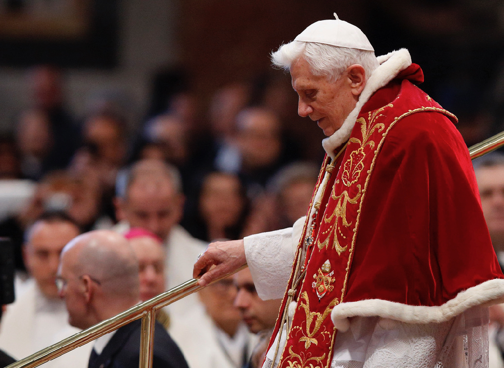 Pope Emeritus rebuts critics