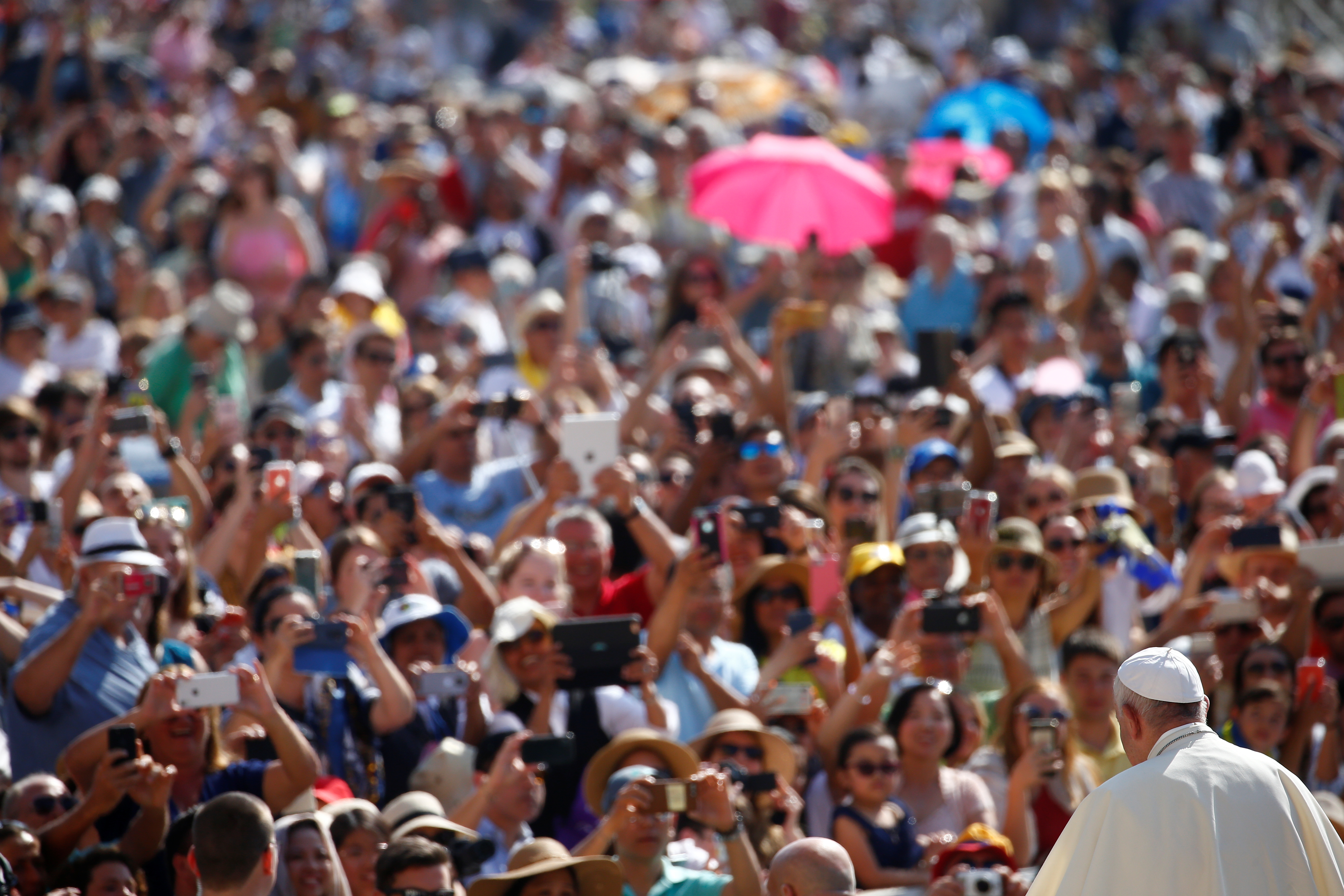 Holy Spirit conducts symphony of communion, pope says at audience