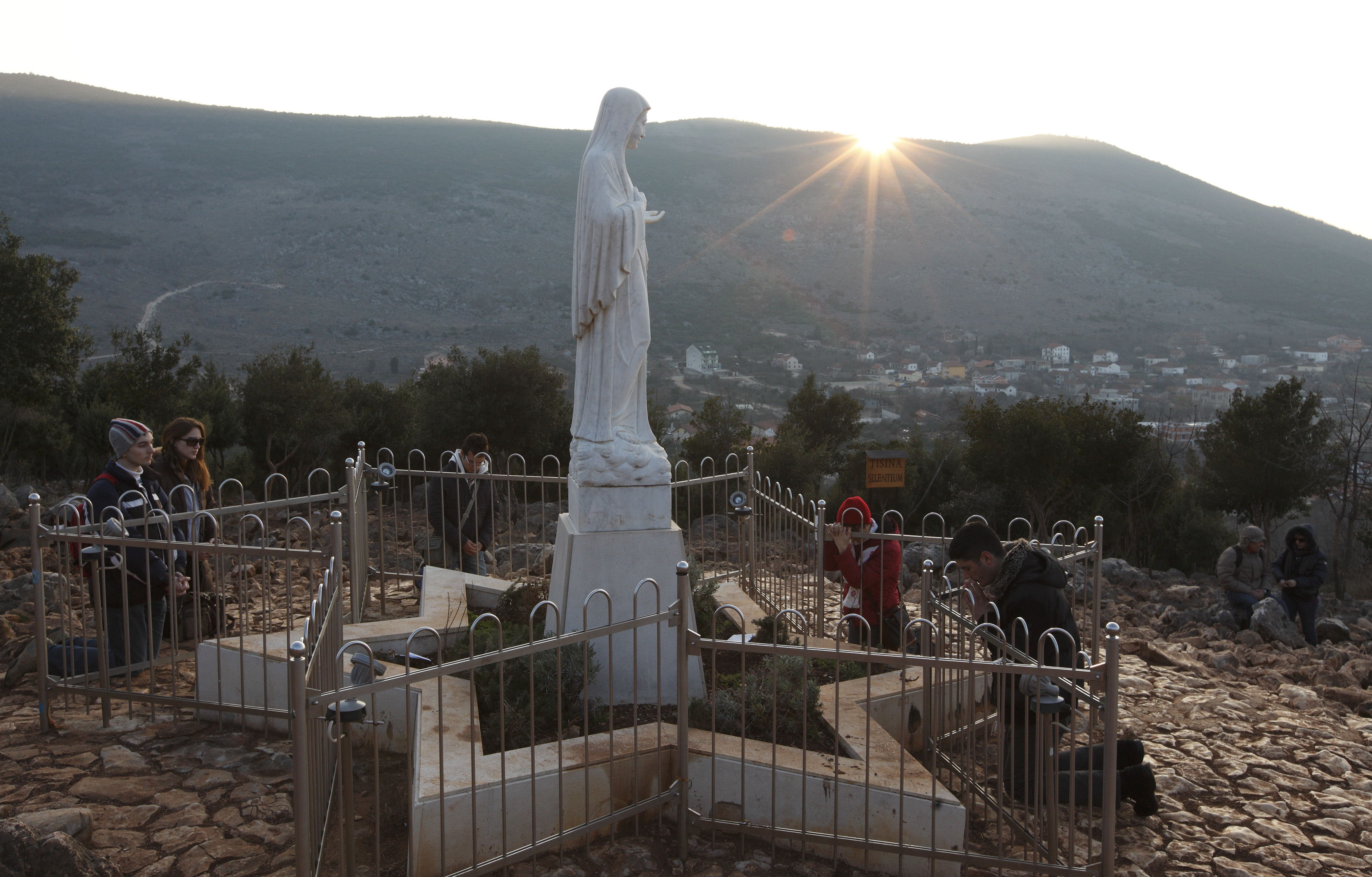 Vatican official: Church must be prudent judging Medjugorje apparitions