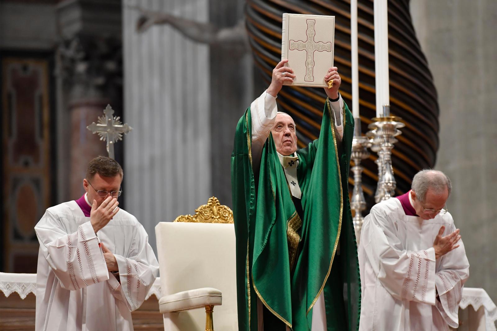 Priests warn against language of new lectionary