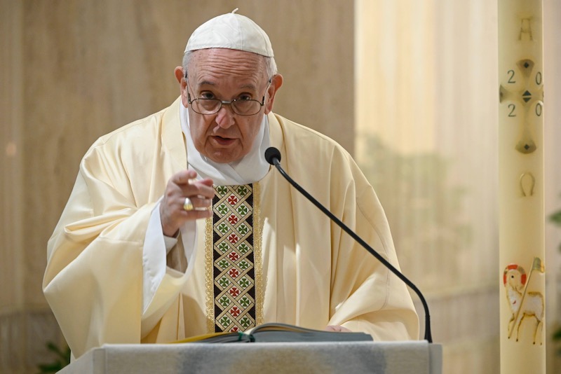 Pope prays for conversion of loan sharks