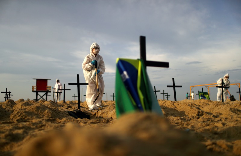 Pope phones Brazilian archbishop as pandemic spreads