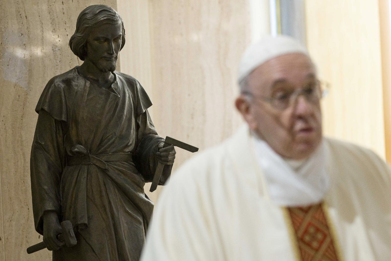 Pope tells priests to be like St Joseph
