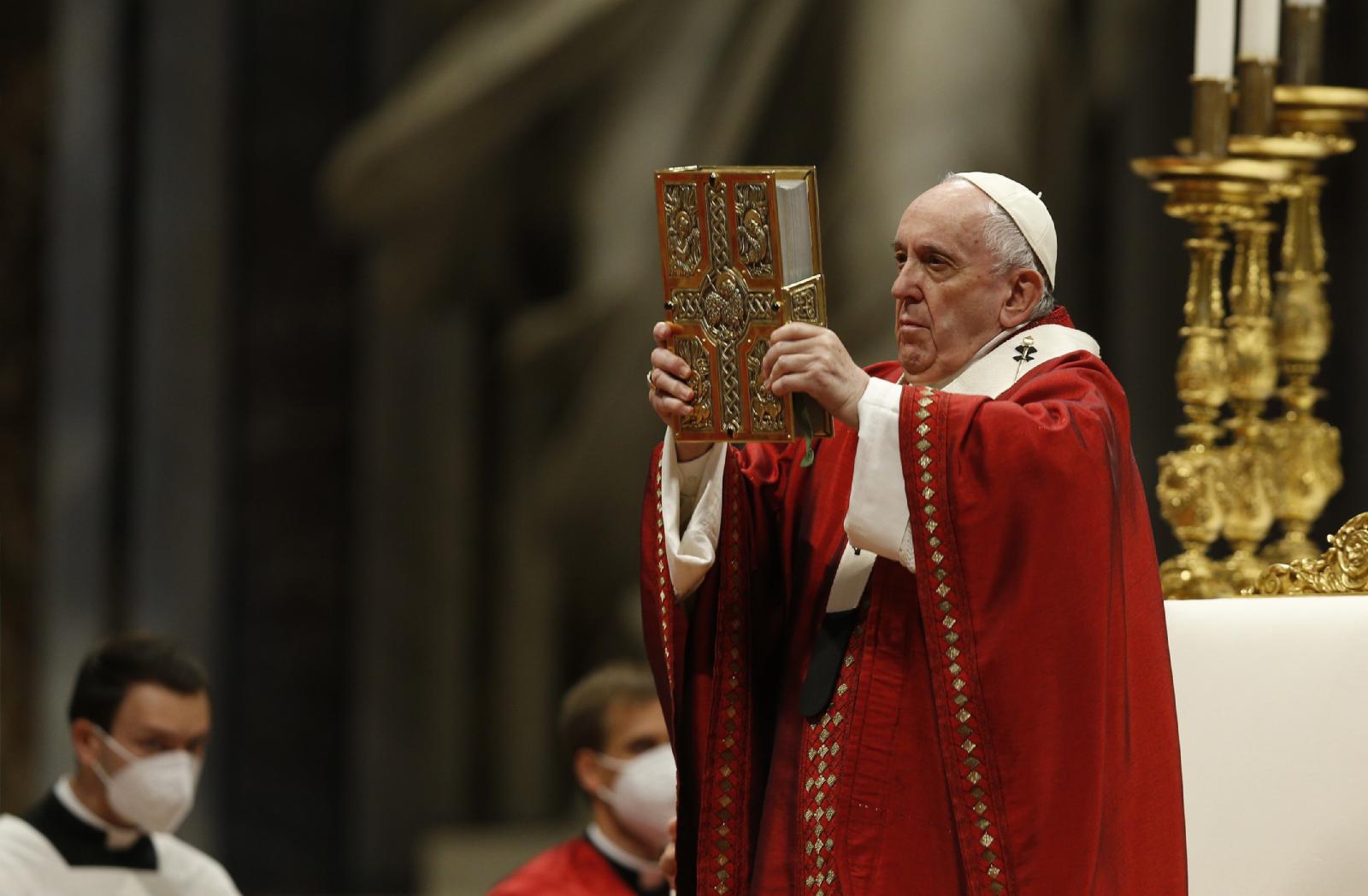 Holy Spirit 'impels us to unity' says Pope