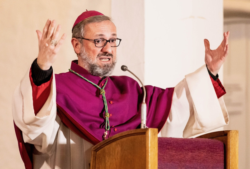 Hamburg vicar-general demands action from Vatican