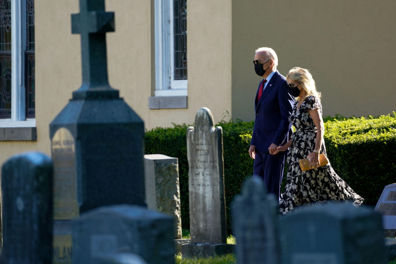 Biden reiterates support for Roe v Wade