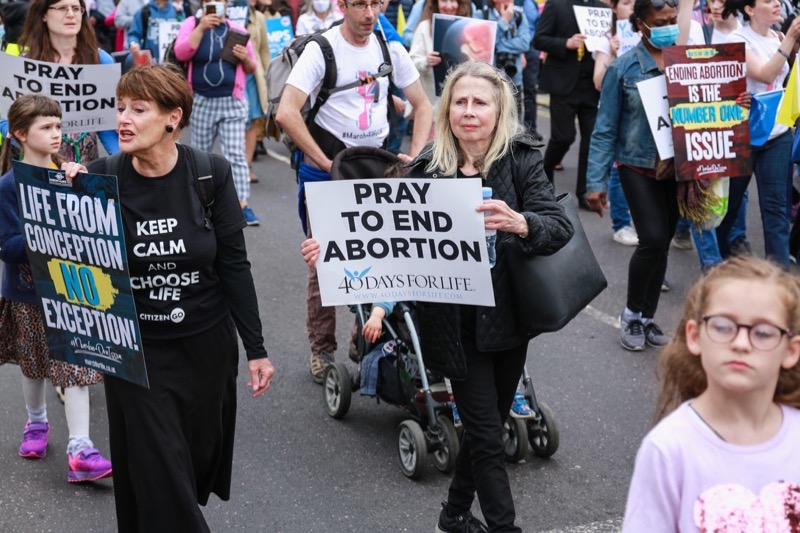 England and Scotland to end 'DIY' abortions