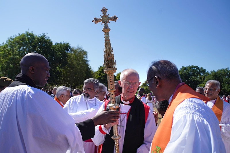 Anglican bishops endorse improved safeguarding