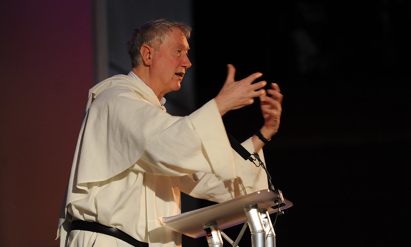 Pope asks Fr Timothy Radcliffe to lead bishops' synod retreat