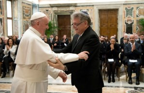 Pope joins other religious leaders to promote friendship across religions and cultures 