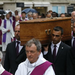 Thousands attend funeral of murdered Fr Jacques Hamel