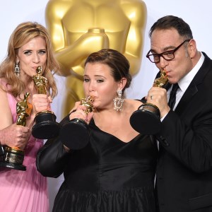 Spotlight takes top award at Oscars and wins Best Original Screenplay