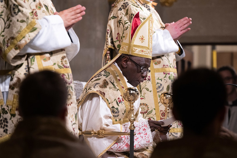 Cardinals set out liturgical visions on Vatican II anniversary