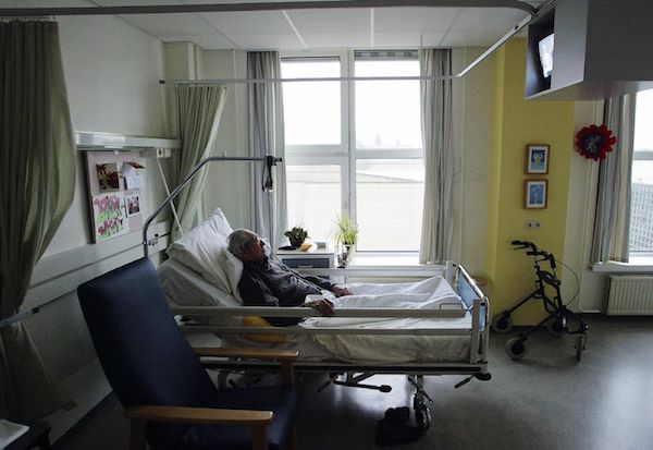 Dutch ethicist warns against legalising assisted suicide