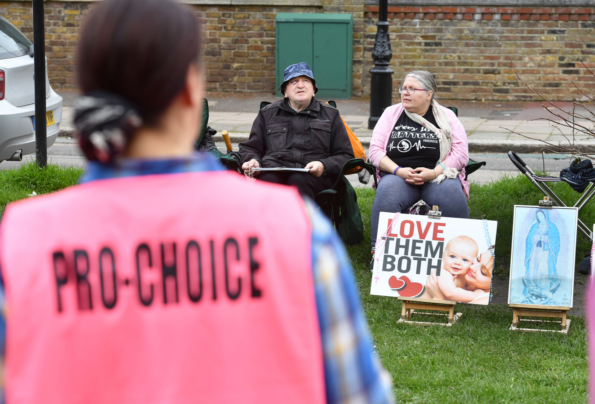 Ealing council votes for abortion clinic buffer zone 