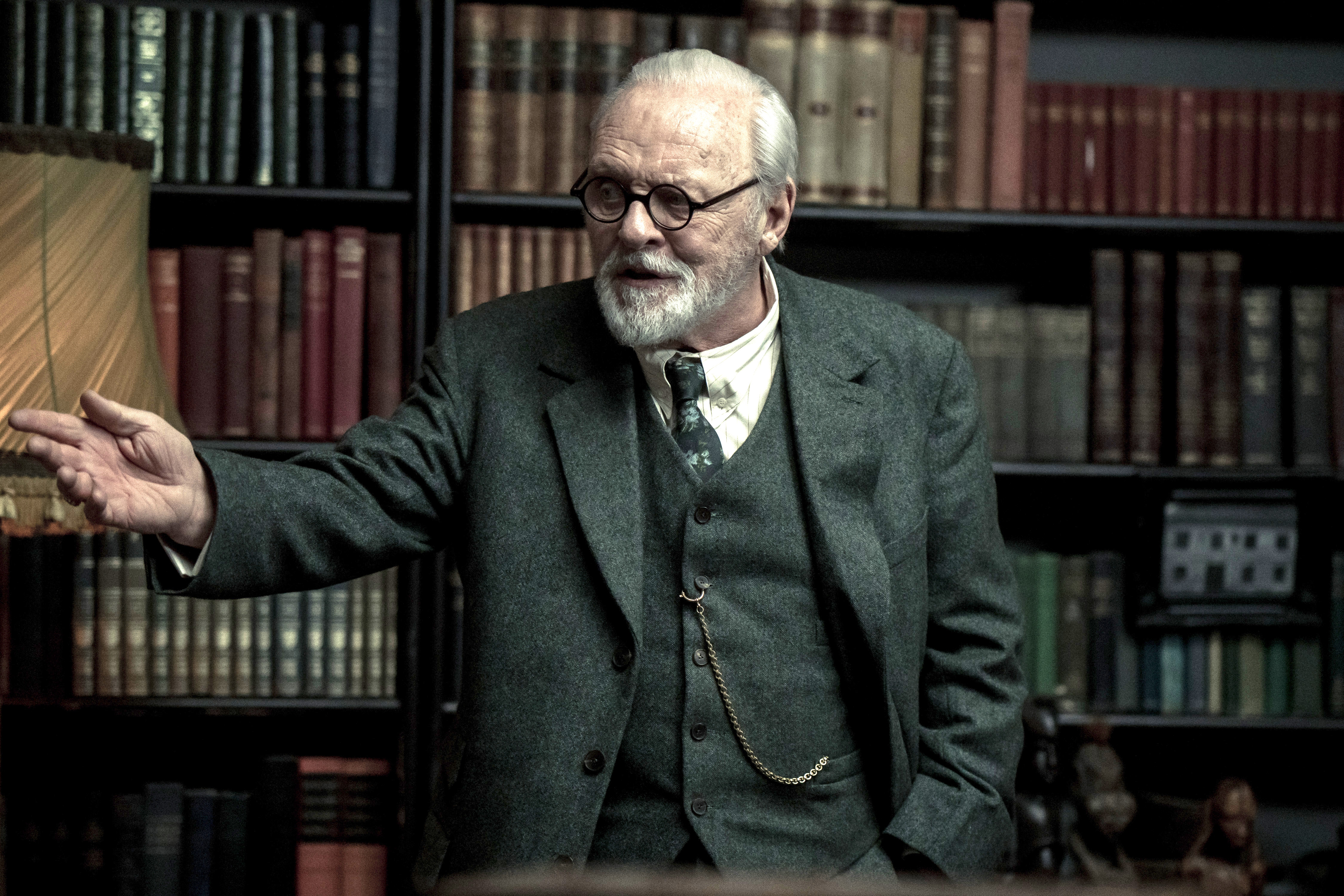 Fictional session between Sigmund Freud and CS Lewis analysed in new film