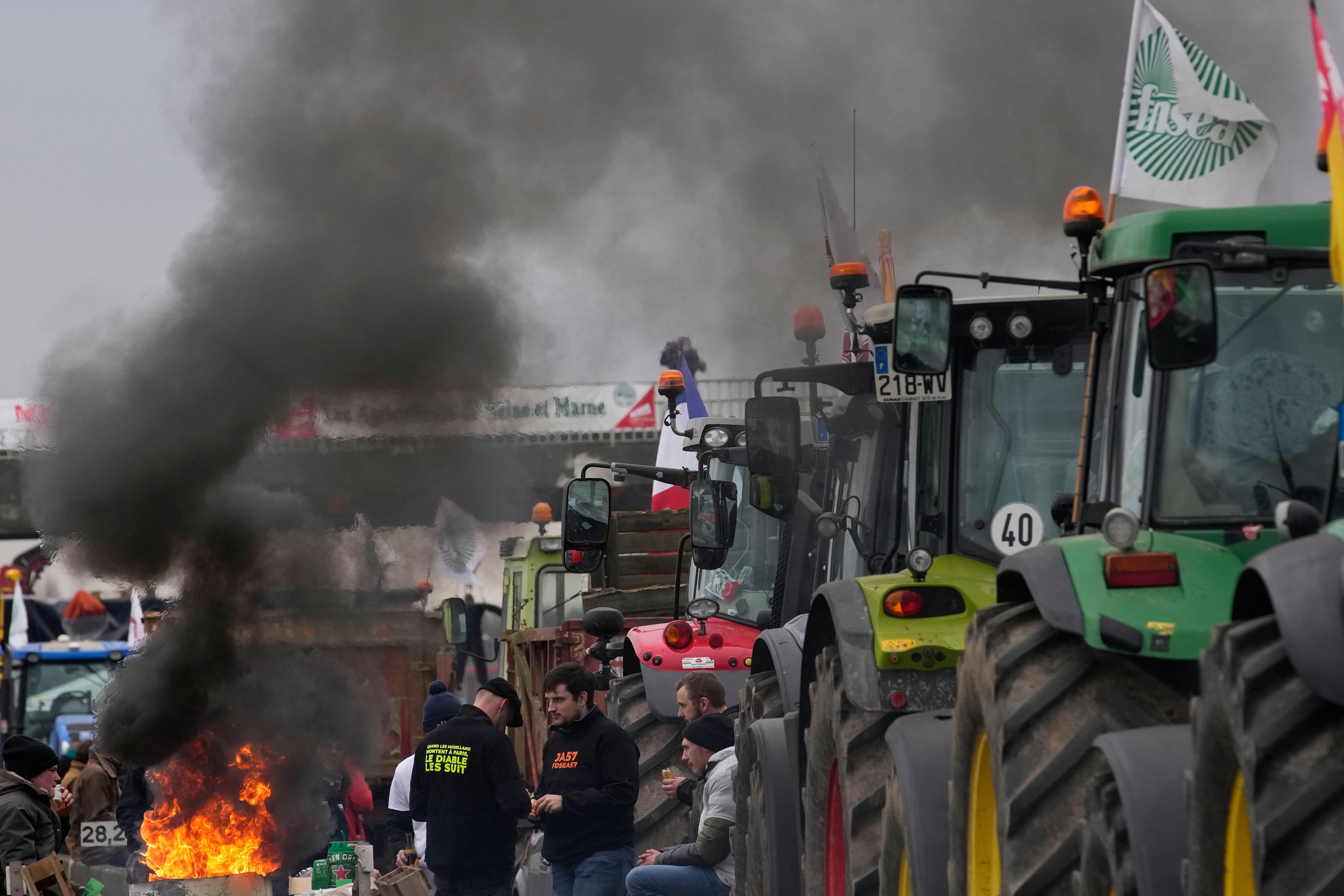 Bishops across France back farmers’ protest