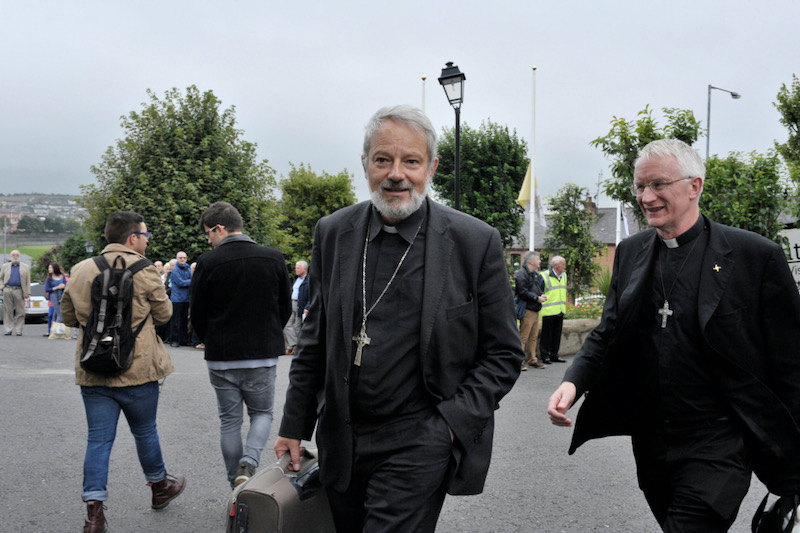 Bishops defy government’s Covid Communion ban