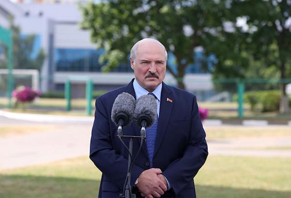Belarus opposition questions papal honur for sanctioned businessman