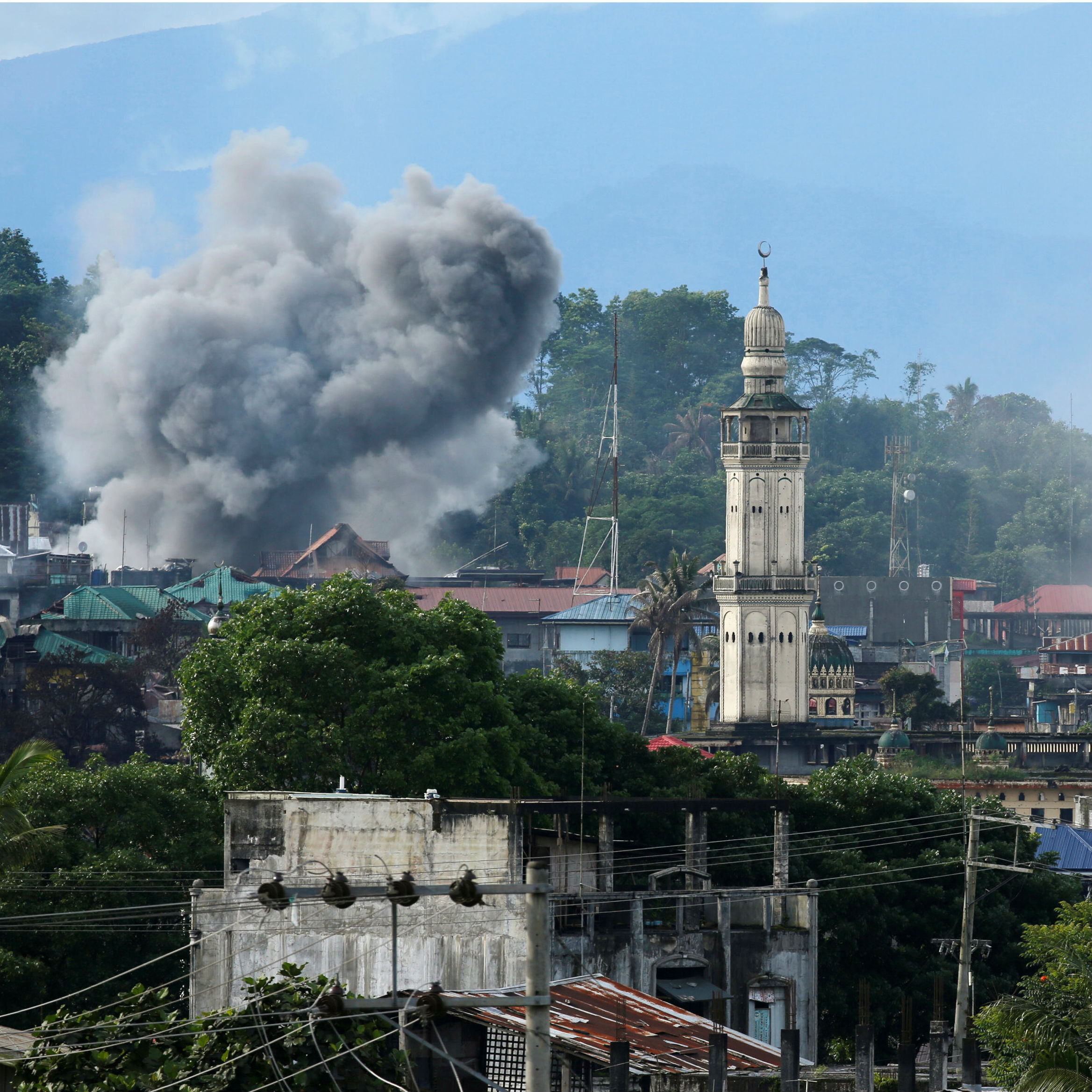 Marawi bishop dismisses 'ridiculous' proposals to negotiate with IS-linked extremists for release of priest 